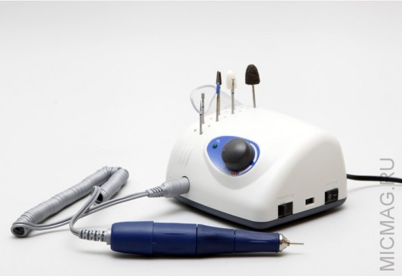 Бормашина Strong 210/105L с педалью в сумке 